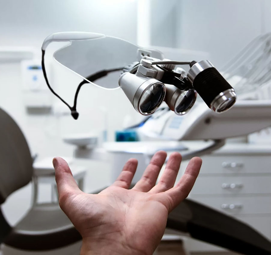 Endodontinis gydymas mikroskopu